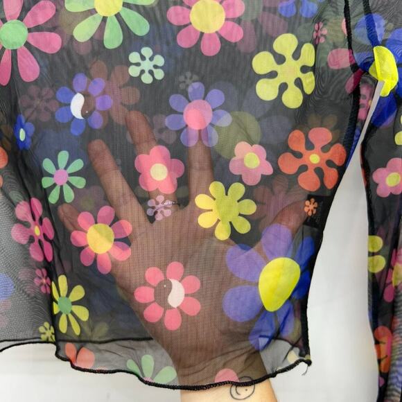 Princess Polly Funky Hippie Sheer Flower Floral Cropped Long Sleeve Crop Top 4 - Picture 5 of 6